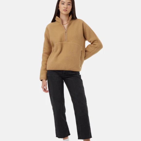 NEW EcoLoft Half Zip by TenTree
Women's Eco-Friendly Half-Zip Pullover - Picture 2 of 6